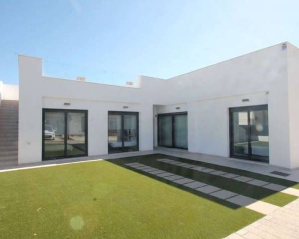 3 bedroom Villa for sale in Pinar de Campoverde, Pilar de la Horadada - € 319,000 (Ref: 9296073)