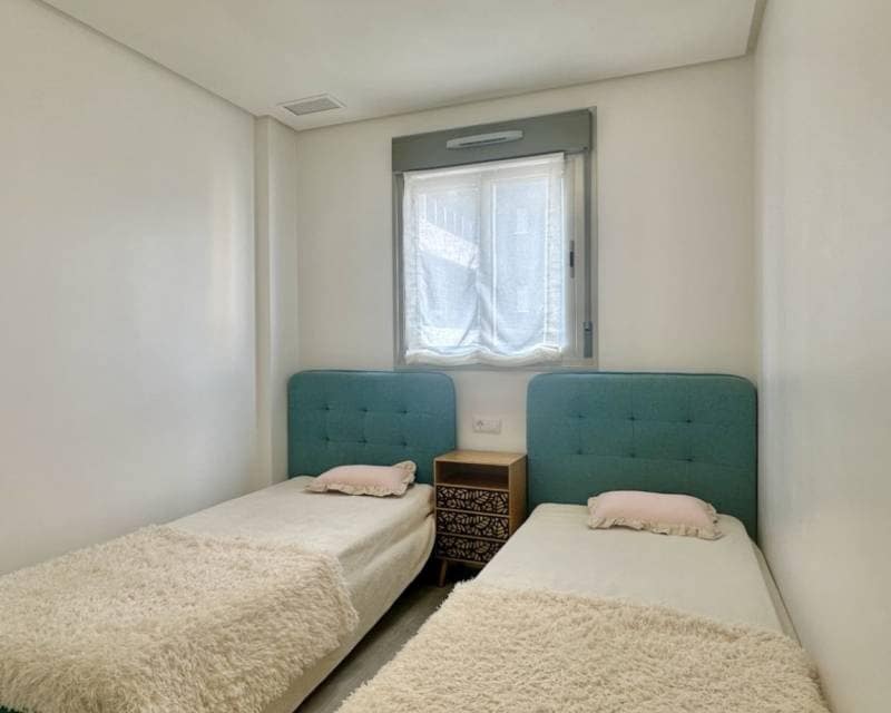 3 Zimmer Apartment zu verkaufen in Villamartin mit Pool - 320.000 € (Ref: 9331053)