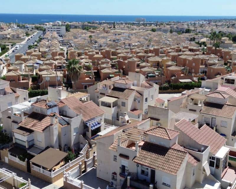 2 slaapkamer Appartement te koop in Playa Flamenca met zwembad - € 139.000 (Ref: 9331054)