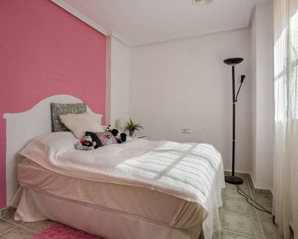 2 sovrum Villa till salu i El Moncayo - El Pòrtic, Guardamar del Segura med pool - 299 900 € (Ref: 9345172)