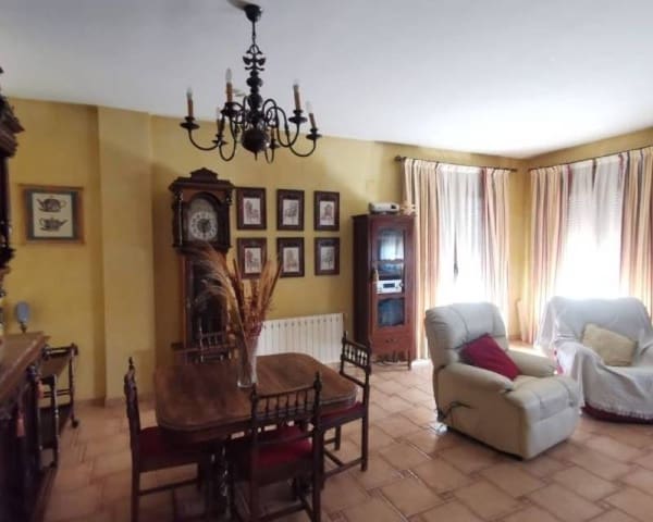 Chalet de 4 habitaciones en Orihuela en venta con piscina - 1.450.000 € (Ref: 9345173)