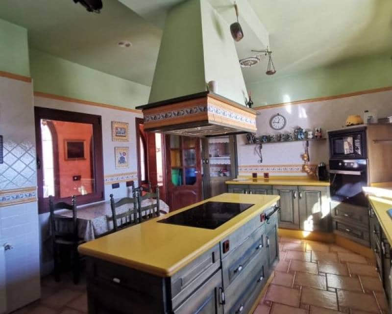 4 bedroom Villa for sale in Orihuela with pool - € 1,450,000 (Ref: 9345173)