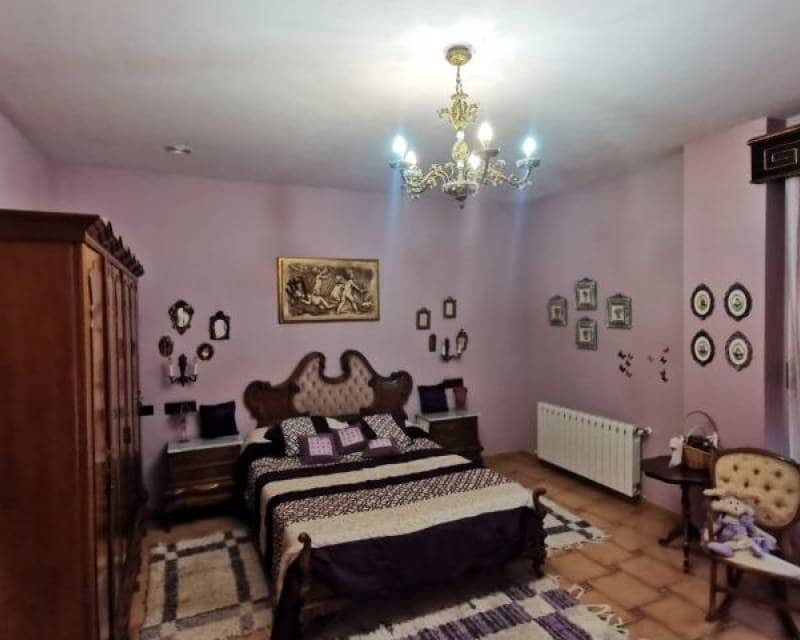 4 bedroom Villa for sale in Orihuela with pool - € 1,450,000 (Ref: 9345173)