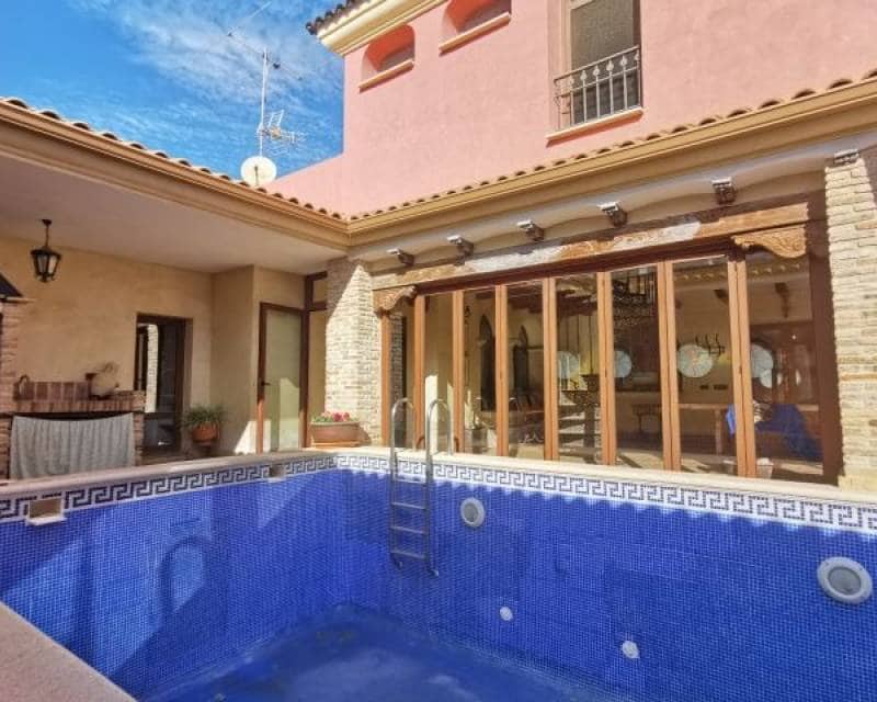 4 bedroom Villa for sale in Orihuela with pool - € 1,450,000 (Ref: 9345173)