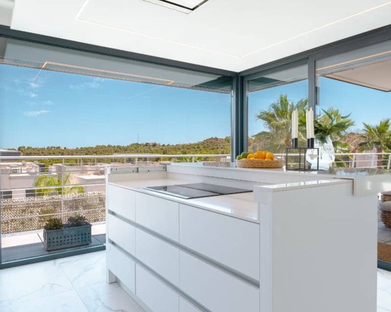 5 soveværelse Villa til salg i San Miguel de Salinas med swimmingpool - € 780.000 (Ref: 9345176)