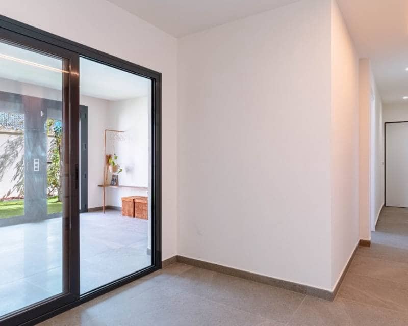 5 soveværelse Villa til salg i San Miguel de Salinas med swimmingpool - € 780.000 (Ref: 9345176)