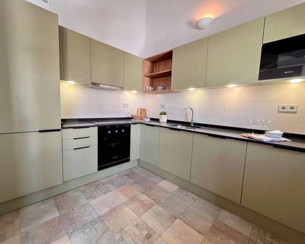 2 soveværelse Byhus til salg i Avileses, Murcia by med swimmingpool - € 298.000 (Ref: 9349809)