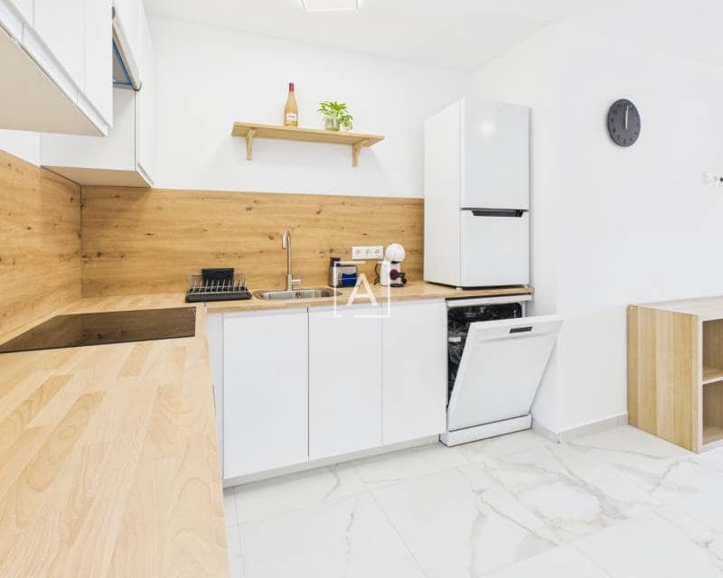 3 slaapkamer Penthouse te koop in Torrevieja - € 249.900 (Ref: 9352990)