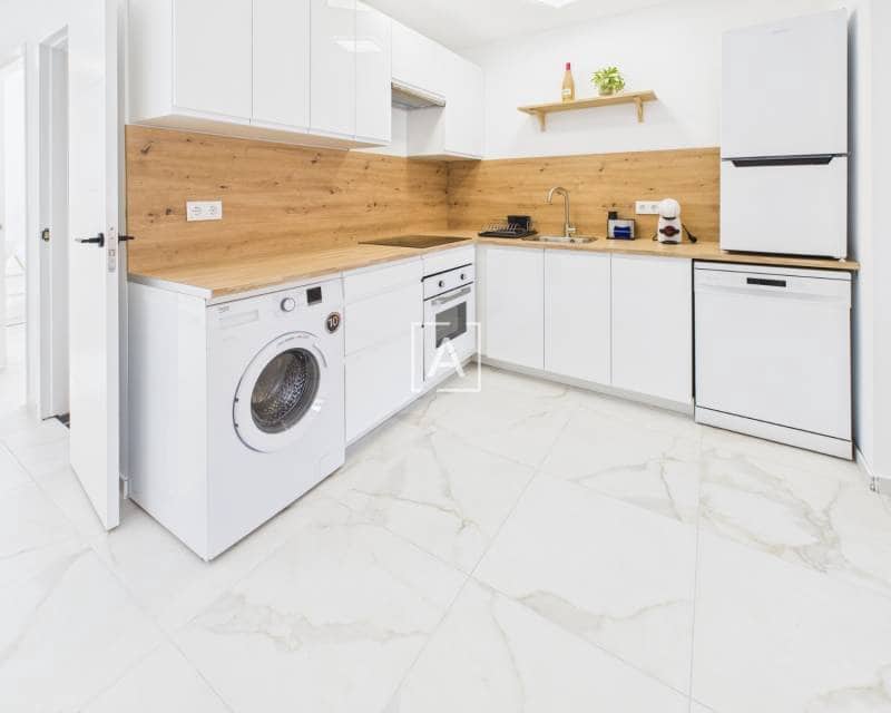 3 slaapkamer Penthouse te koop in Torrevieja - € 249.900 (Ref: 9352990)