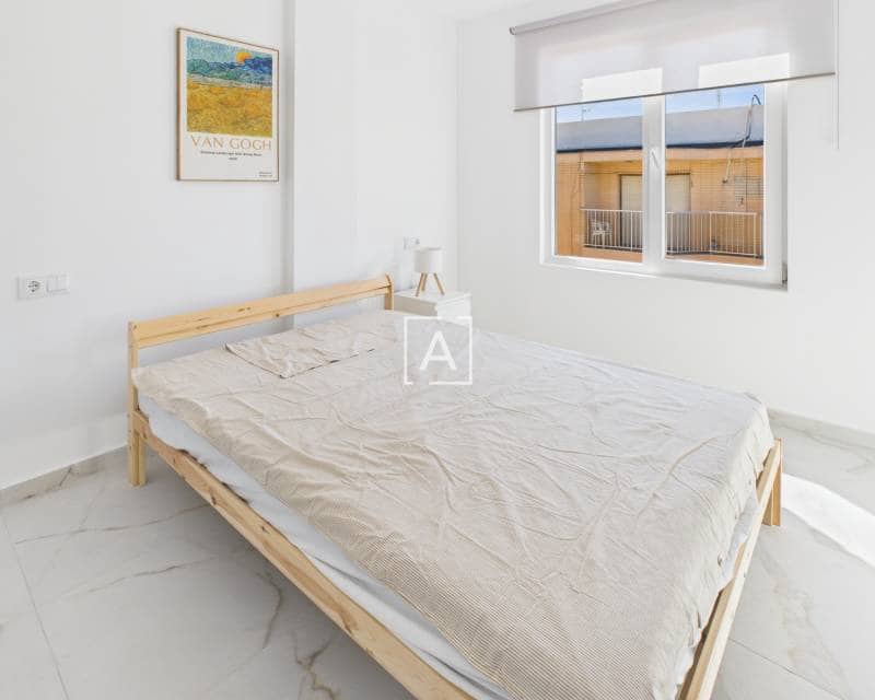 3 slaapkamer Penthouse te koop in Torrevieja - € 249.900 (Ref: 9352990)