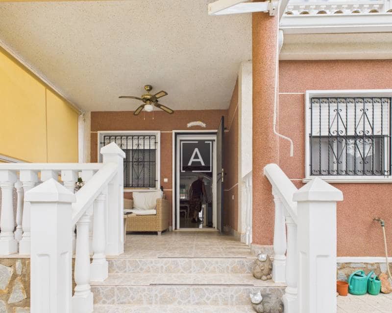 2 bedroom Townhouse for sale in Pinar de Campoverde - € 192,000 (Ref: 9360277)