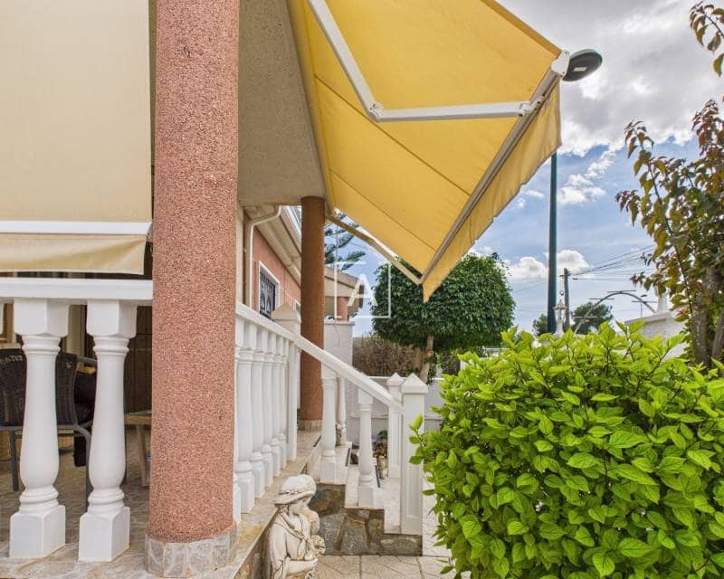 2 bedroom Townhouse for sale in Pinar de Campoverde - € 192,000 (Ref: 9360277)