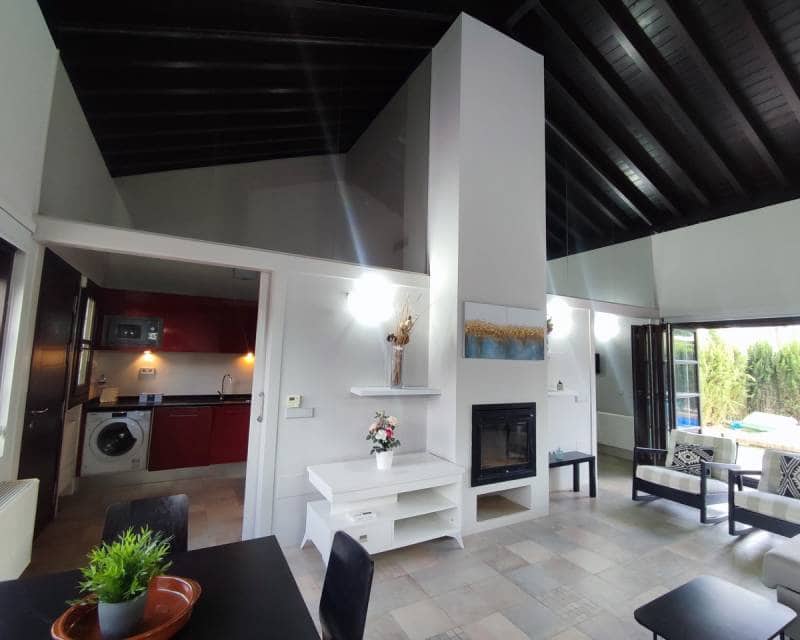 2 soveværelse Villa til salg i La Peraleja Golf Resort med swimmingpool - € 274.995 (Ref: 9360500)