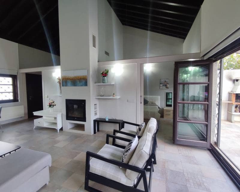 2 soveværelse Villa til salg i La Peraleja Golf Resort med swimmingpool - € 274.995 (Ref: 9360500)