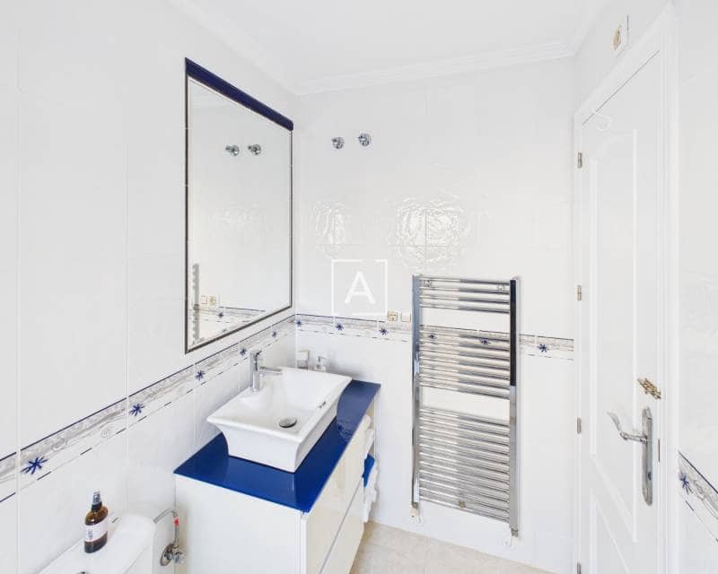 Chalet de 3 habitaciones en Pinar de Campoverde en venta con piscina - 397.500 € (Ref: 9362712)