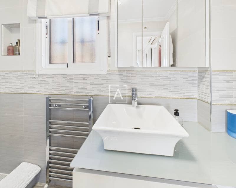 Chalet de 3 habitaciones en Pinar de Campoverde en venta con piscina - 397.500 € (Ref: 9362712)