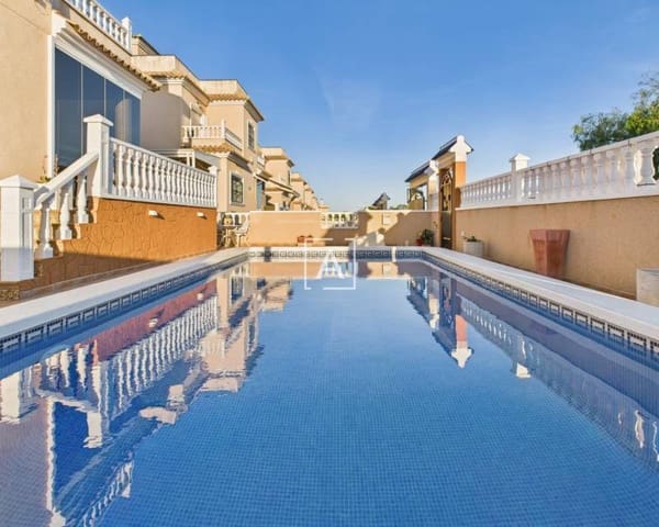 3 camera da letto Villa in vendita in Pinar de Campoverde, Pilar de la Horadada con piscina - 397.500 € (Rif: 9362712)