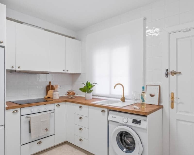 Casa de 2 habitaciones en La Florida en venta con piscina - 205.000 € (Ref: 9715174)