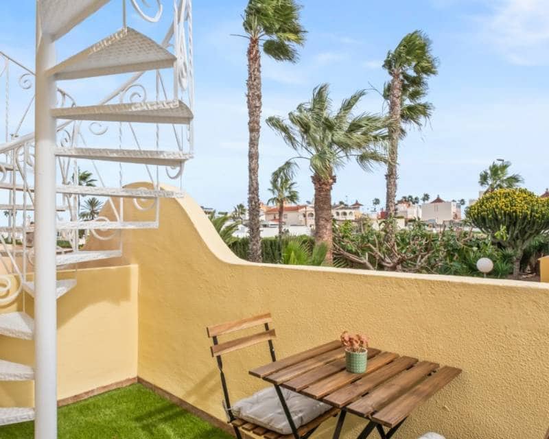 Casa de 2 habitaciones en La Florida en venta con piscina - 205.000 € (Ref: 9715174)