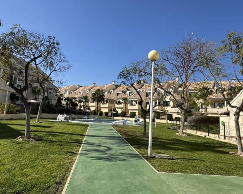 2 quarto Apartamento para venda em Campoamor com piscina - 249 000 € (Ref: 9715178)
