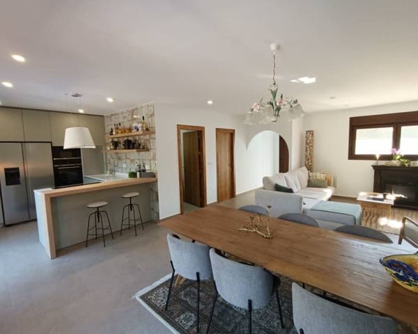 Chalet de 5 habitaciones en Pinar de Campoverde, Pilar de la Horadada en venta con piscina - 785.000 € (Ref: 9729454)