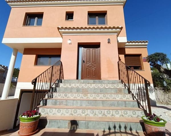 Chalet de 5 habitaciones en Pinar de Campoverde, Pilar de la Horadada en venta con piscina - 785.000 € (Ref: 9729454)