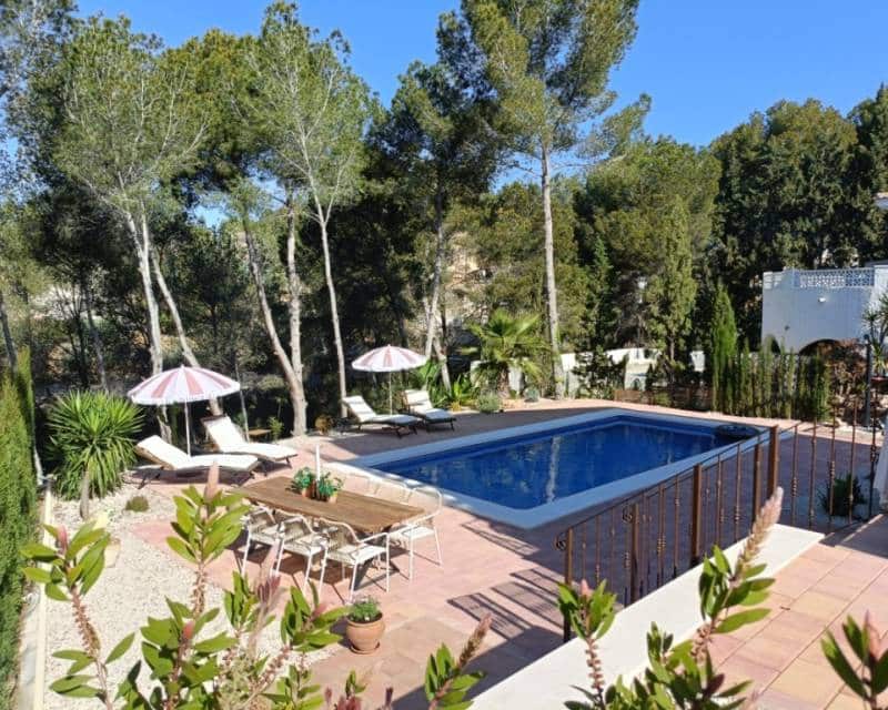 5 slaapkamer Villa te koop in Pinar de Campoverde met zwembad - € 785.000 (Ref: 9729454)