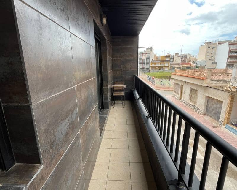 Apartamento de 2 habitaciones en Torrevieja en venta - 169.900 € (Ref: 9729456)