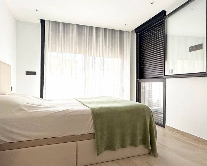 3 chambre Villa/Maison à vendre à Villamartin avec piscine - 495 000 € (Ref: 9748230)