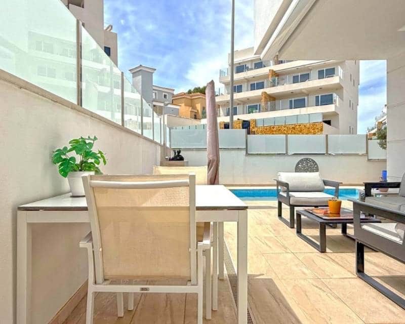 3 chambre Villa/Maison à vendre à Villamartin avec piscine - 495 000 € (Ref: 9748230)