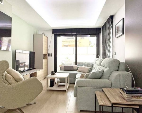 3 makuuhuone Huvila myytävänä paikassa Villamartin, Orihuela mukana uima-altaan - 495 000 € (Ref: 9748230)