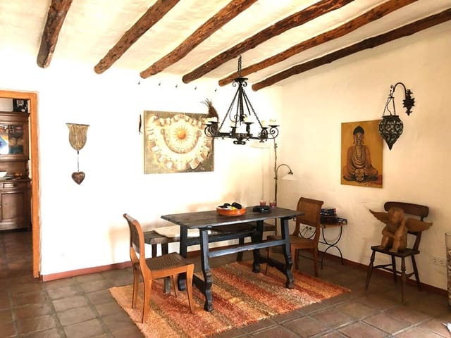 3 sovrum Villa till salu i Sayalonga med pool - 1 200 000 € (Ref: 5926861)