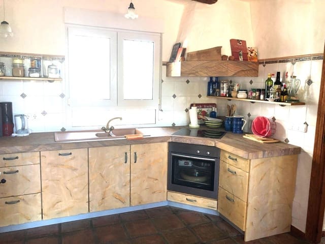 3 sovrum Villa till salu i Sayalonga med pool - 1 200 000 € (Ref: 5926861)