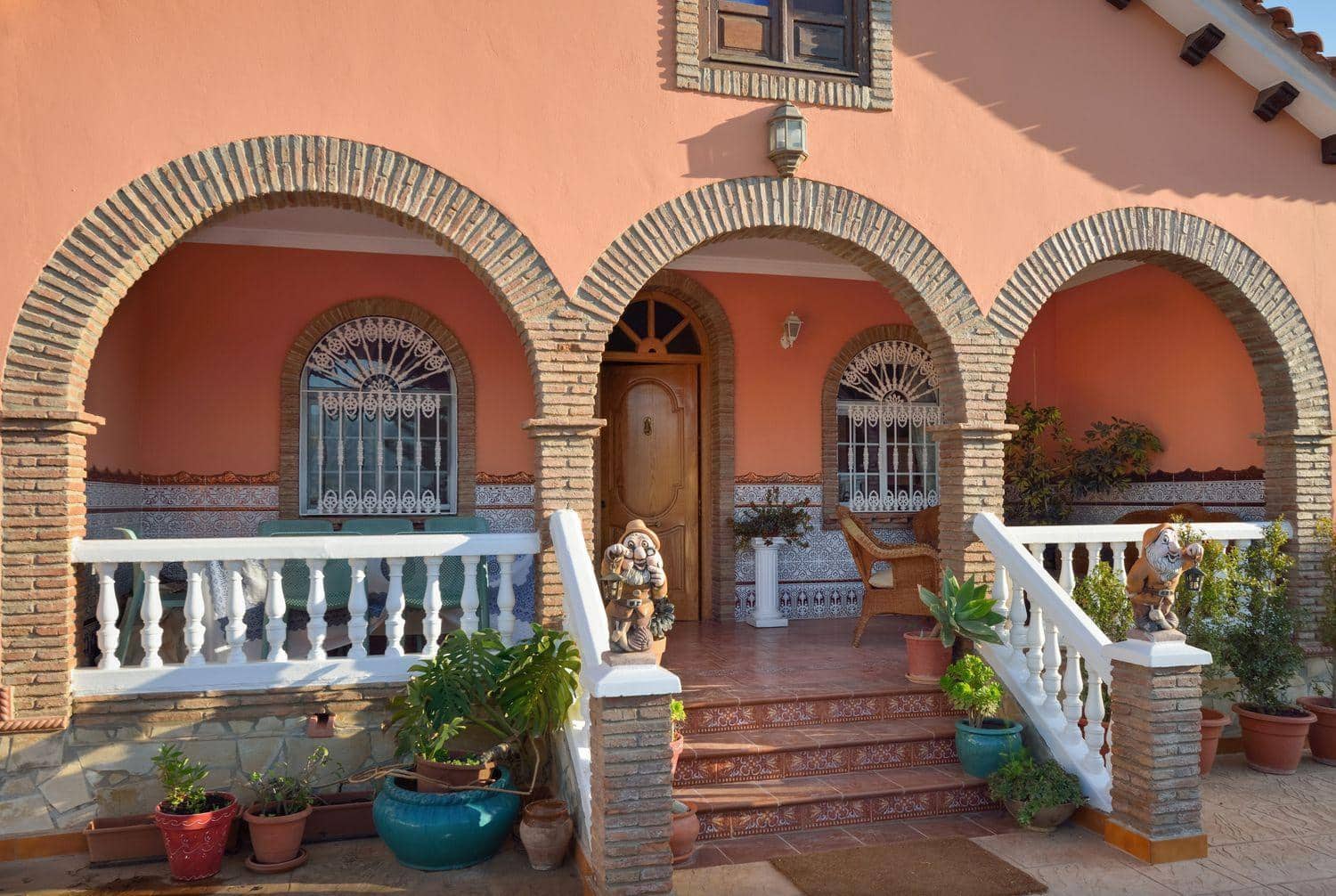 Chalet de 3 habitaciones en Viñuela en venta con piscina - 349.000 € (Ref: 8296602)