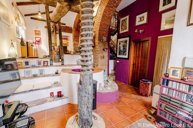 2 makuuhuone Paritalo myytävänä paikassa Sedella - 250 000 € (Ref: 8296603)