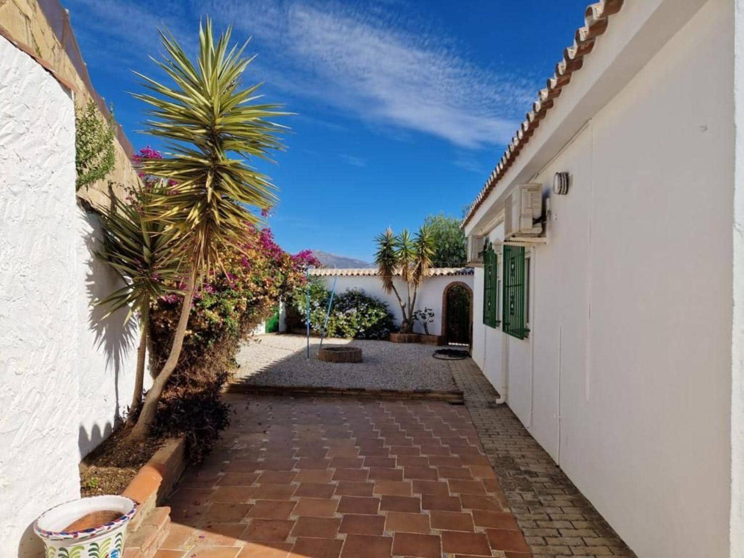 3 bedroom Villa for sale in Viñuela with pool € 295,000 (Ref 8296606)