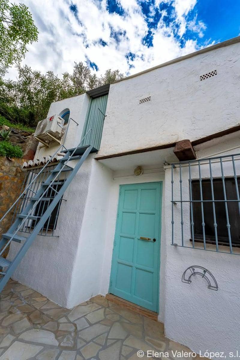 4 soveværelse Finca/Landehus til salg i Velez-Malaga - € 280.000 (Ref: 8452494)