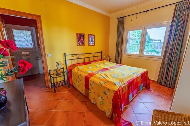 3 sypialnia Willa na sprzedaż w Arenas z basenem - 875 000 € (Ref: 8929979)