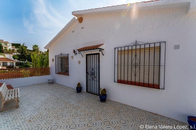 3 chambre Villa/Maison à vendre à Benajarafe, Vélez-Málaga avec piscine - 450 000 € (Ref: 9061019)