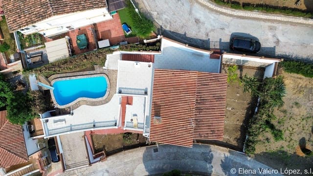 3 chambre Villa/Maison à vendre à Benajarafe, Vélez-Málaga avec piscine - 450 000 € (Ref: 9061019)