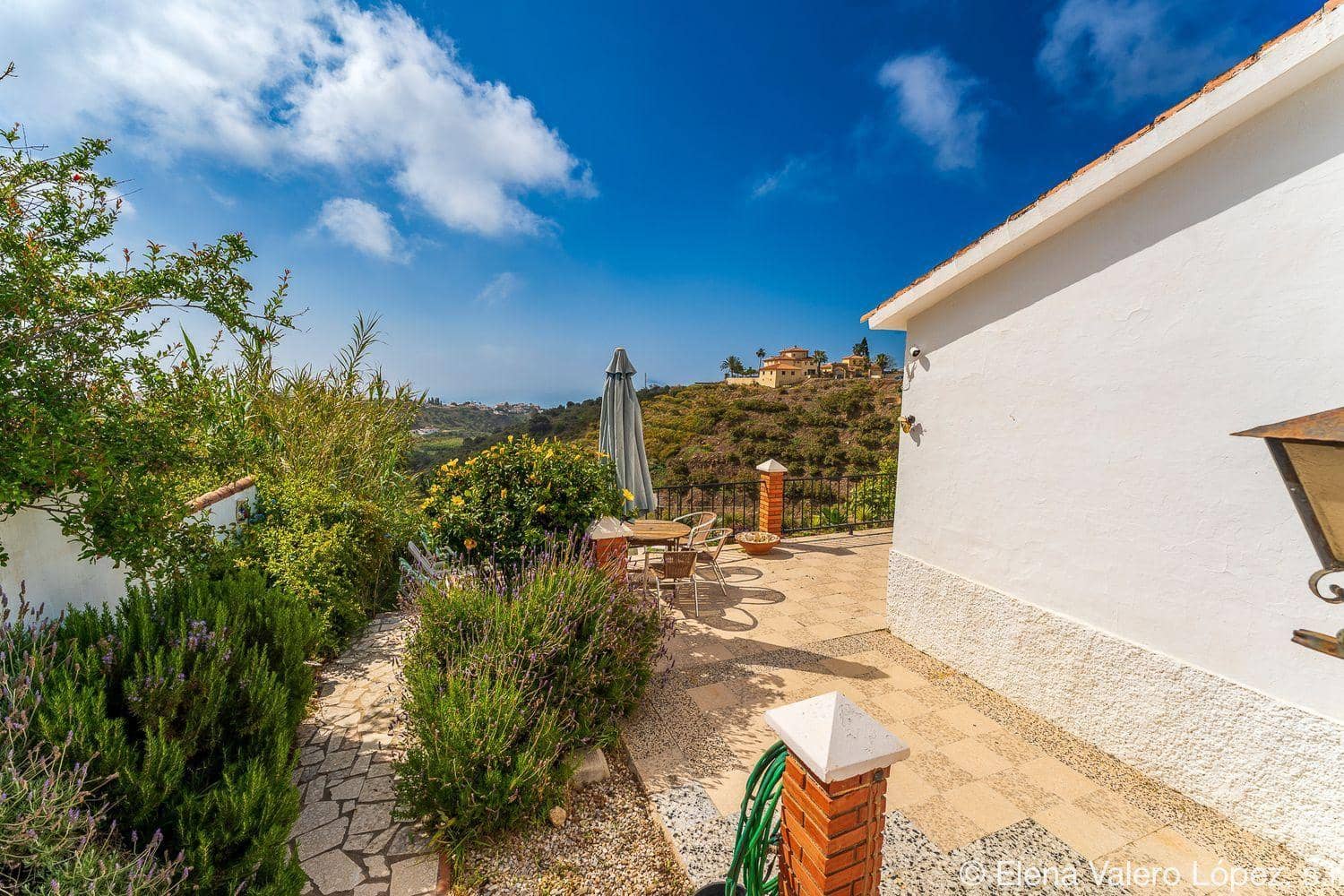 5 soveværelse Finca/Landehus til salg i Benajarafe - € 450.000 (Ref: 9125228)