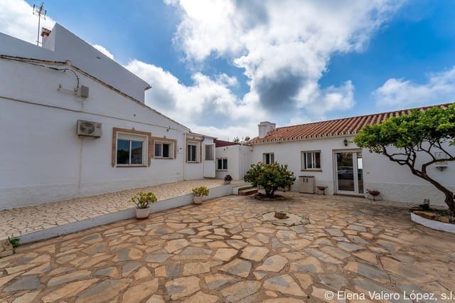 5 soveværelse Finca/Landehus til salg i Benajarafe, Vélez-Málaga - € 450.000 (Ref: 9125228)