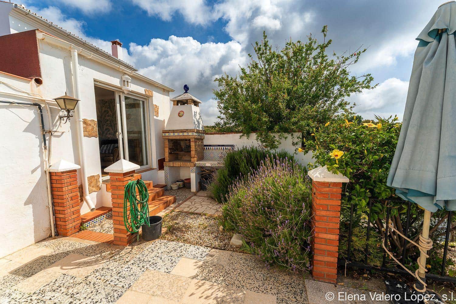 5 soveværelse Finca/Landehus til salg i Benajarafe - € 450.000 (Ref: 9125228)