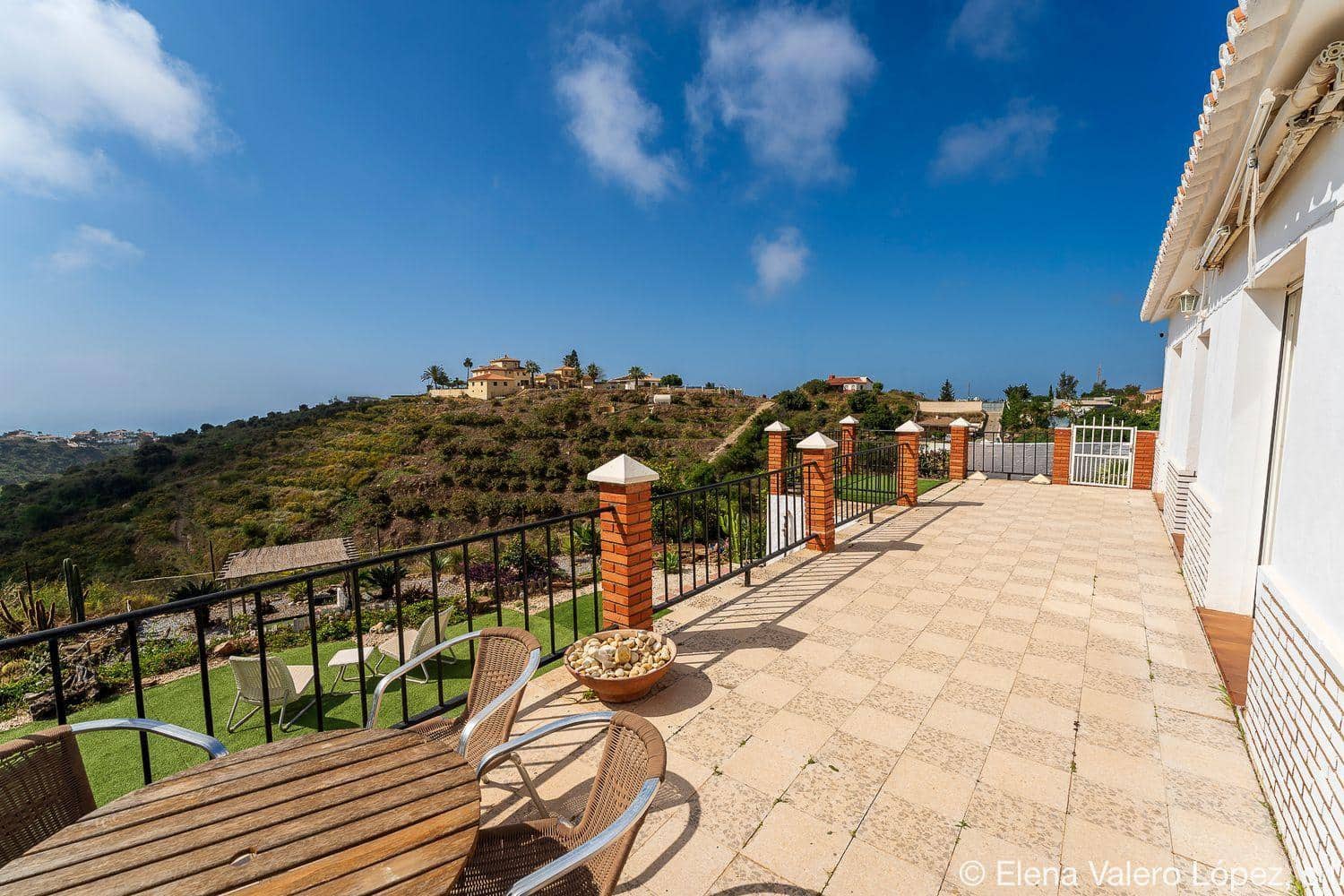 5 soveværelse Finca/Landehus til salg i Benajarafe - € 450.000 (Ref: 9125228)