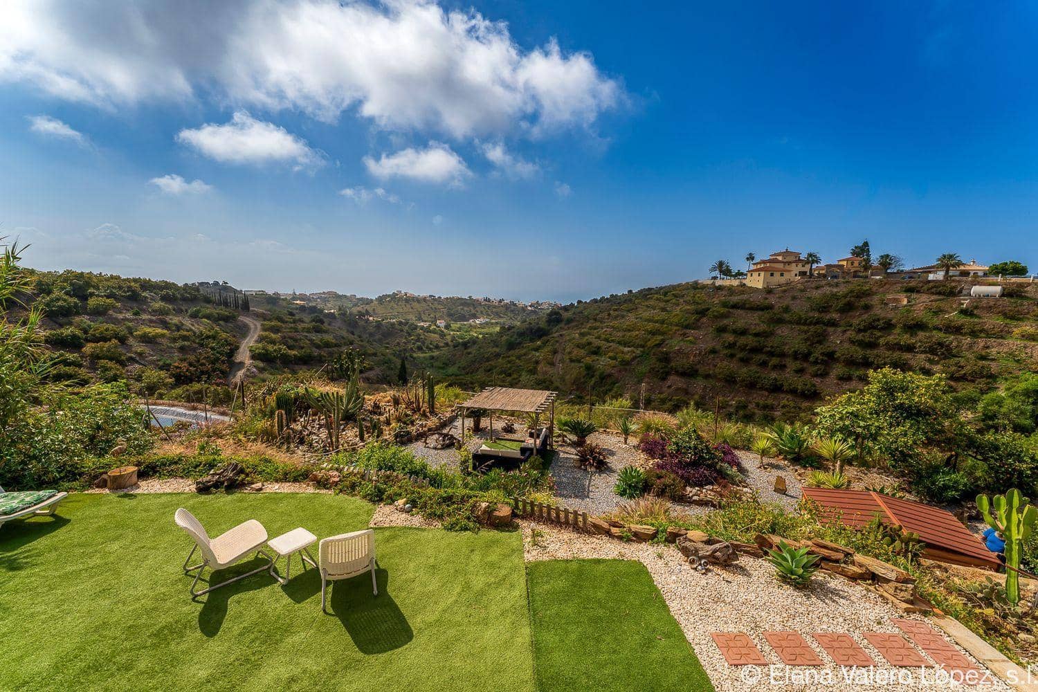 5 soveværelse Finca/Landehus til salg i Benajarafe - € 450.000 (Ref: 9125228)