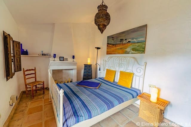 4 sypialnia Finka/Dom wiejski na sprzedaż w Alcaucín z basenem - 600 000 € (Ref: 9474066)