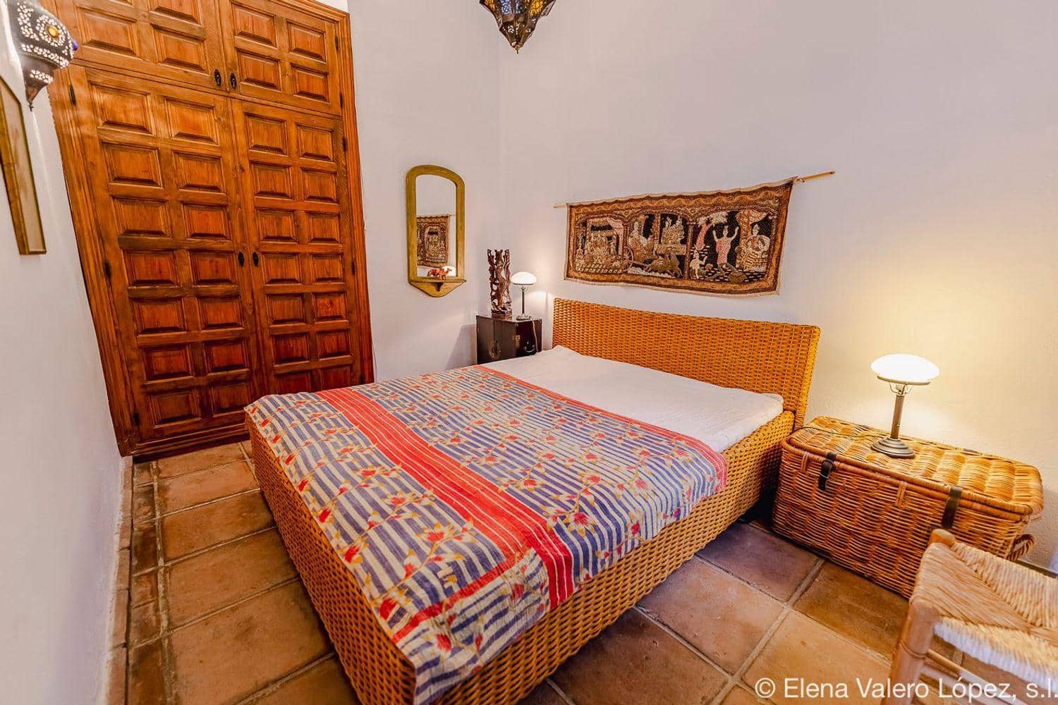 4 bedroom Finca/Country House for sale in Alcaucin with pool - € 600,000 (Ref: 9474066)