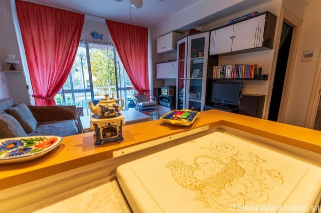 Piso de 1 habitación en Torre del Mar, Vélez-Málaga en venta - 230.000 € (Ref: 9488272)