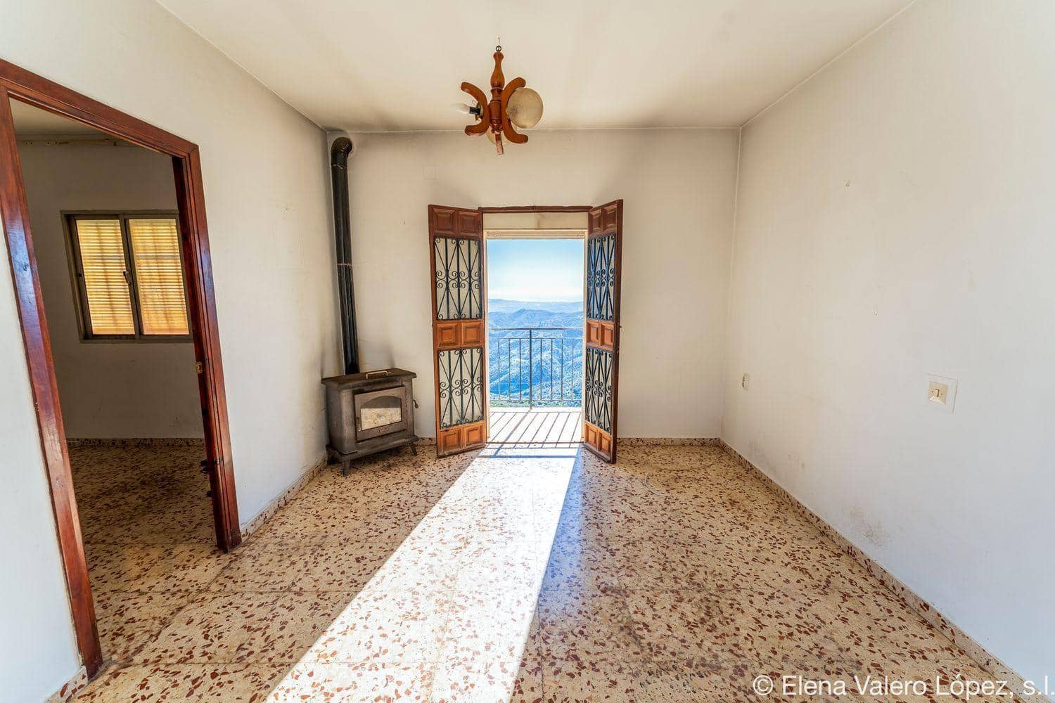 4 soveværelse Finca/Landehus til salg i Comares med swimmingpool - € 460.000 (Ref: 9747007)