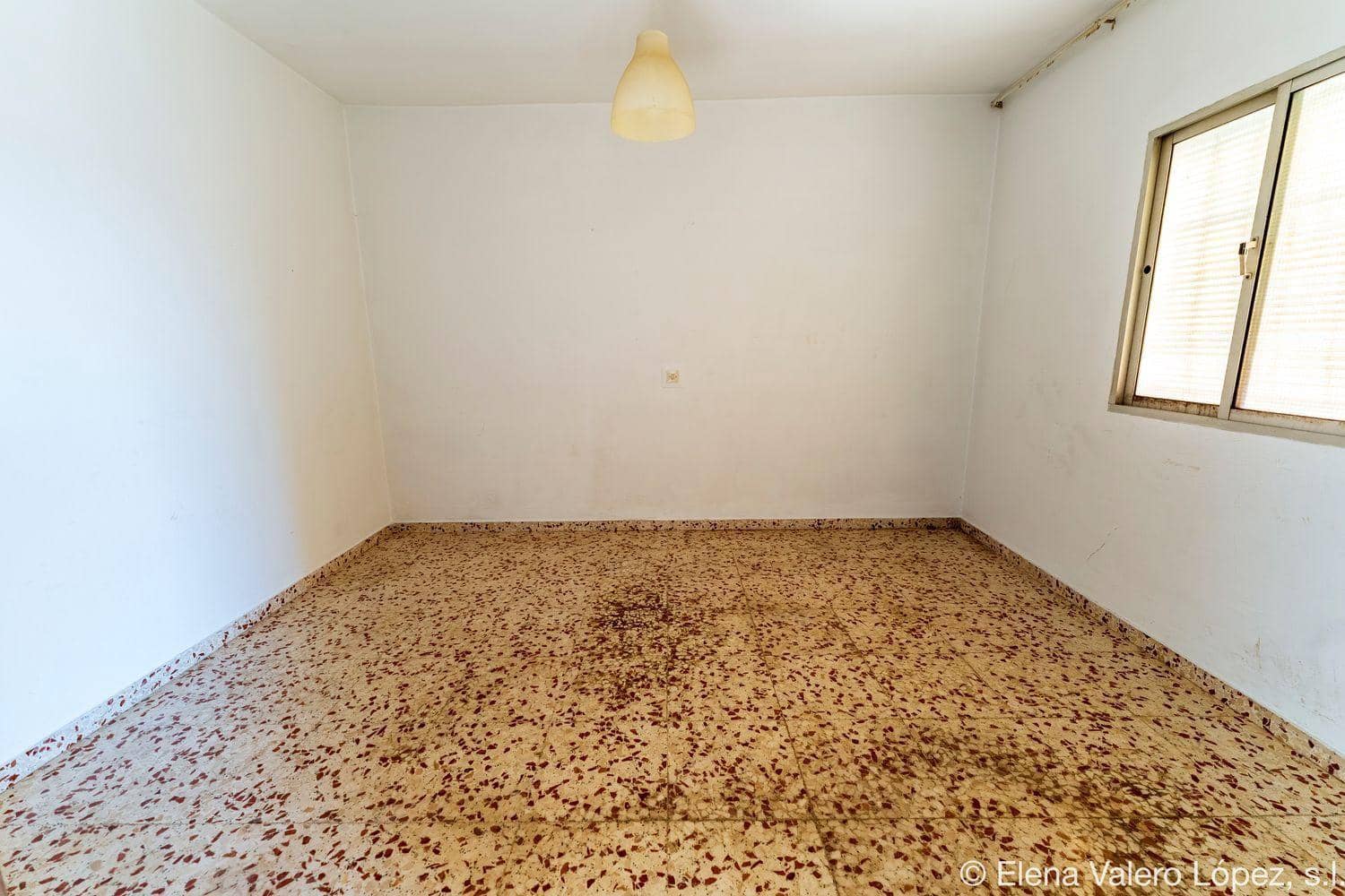 4 soveværelse Finca/Landehus til salg i Comares med swimmingpool - € 460.000 (Ref: 9747007)